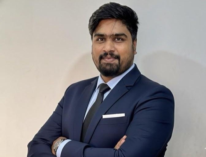 Dr. Sathish Balaji, Consultant Spine and Orthopaedic Surgeon at Astra Speciality Hospital